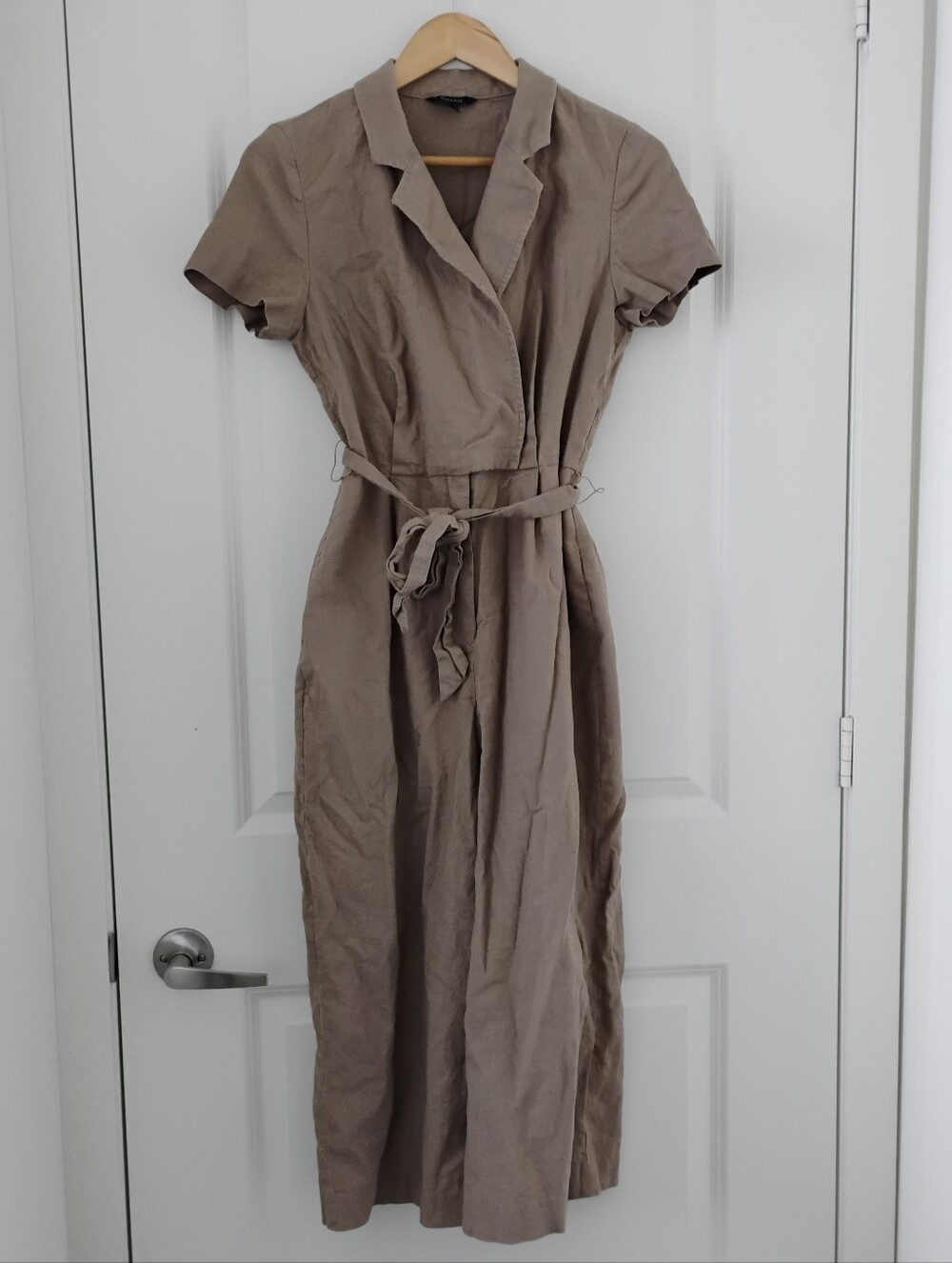 RW&CO. Taupe Linen Jumpsuit Utility Style with Self-Tie Waist Size 6